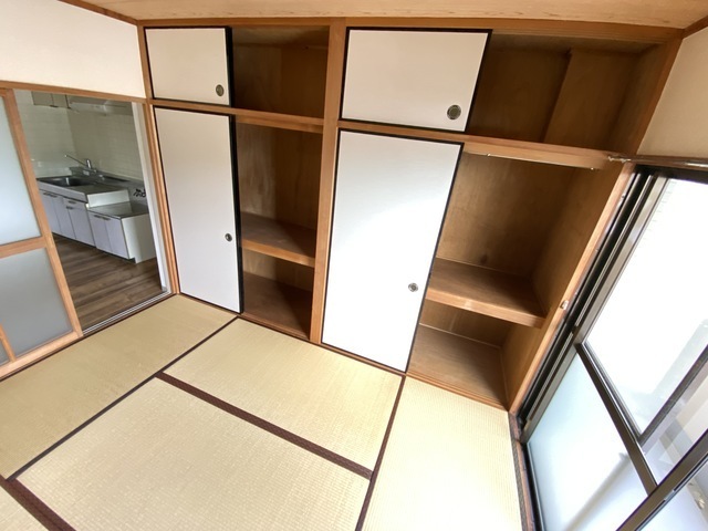 吉岡マンション