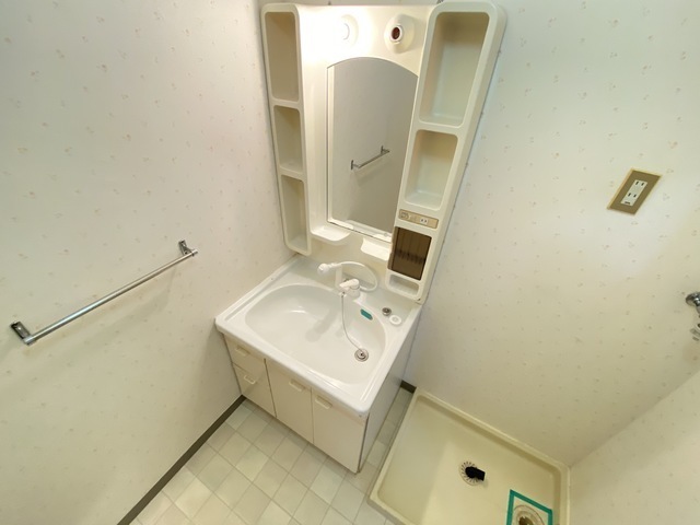 吉岡マンション