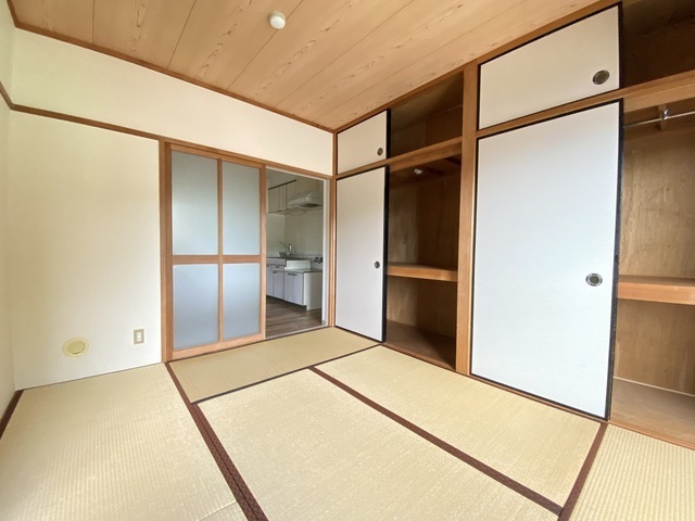 吉岡マンション