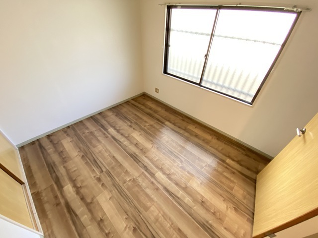 吉岡マンション