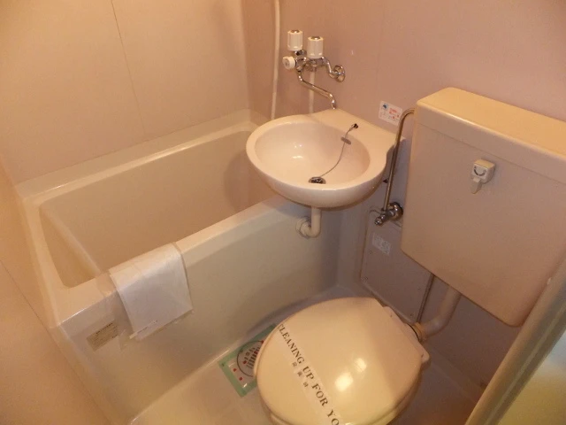 メゾンジュネス