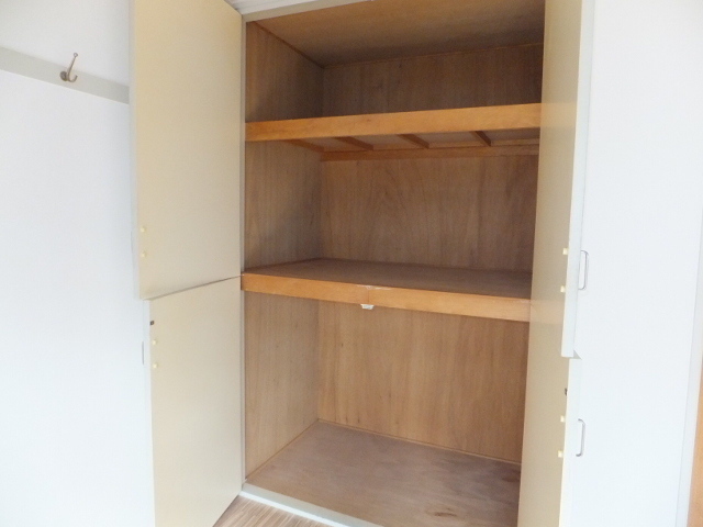 メゾンジュネス