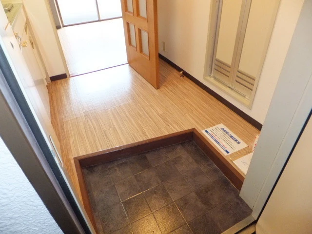 メゾンジュネス