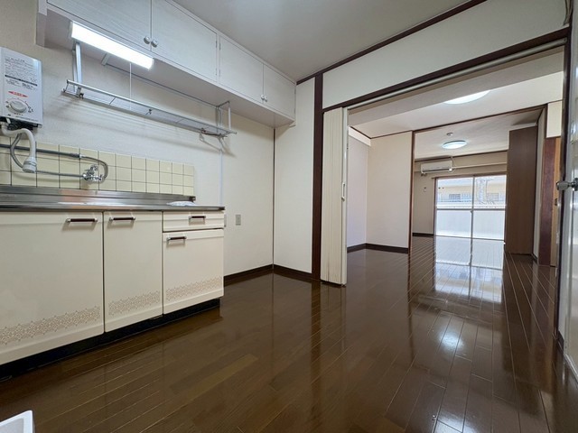 土手ビル(猫屋町)