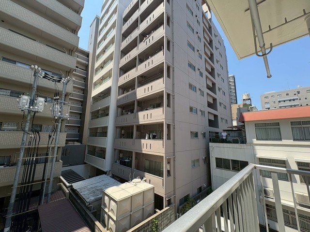 土手ビル(猫屋町)