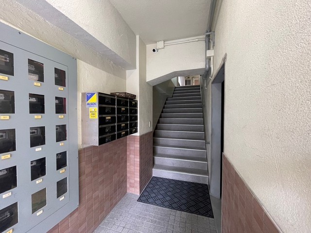 土手ビル(猫屋町)