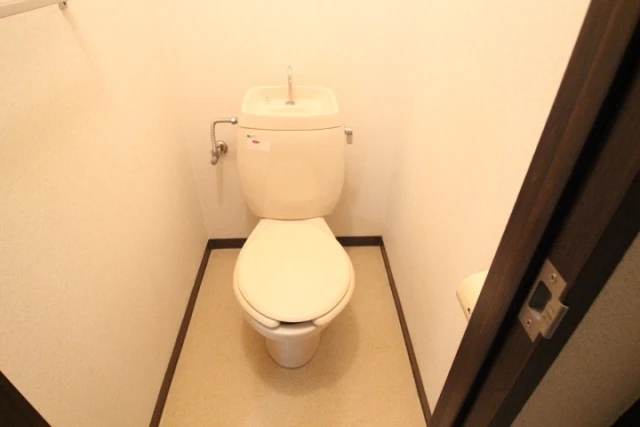 ファミール牛田