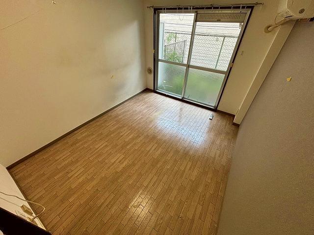 ファミール牛田