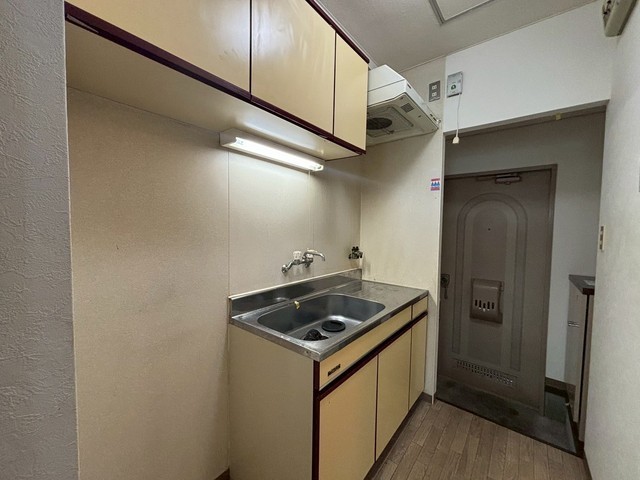 ファミール牛田