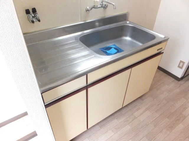 ファミール牛田