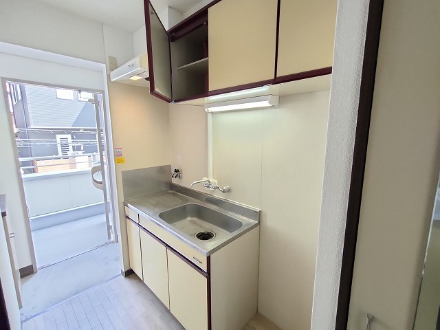 ファミール牛田