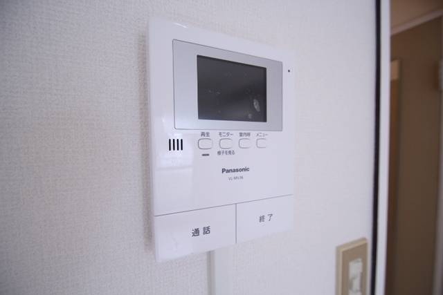 ファミール牛田