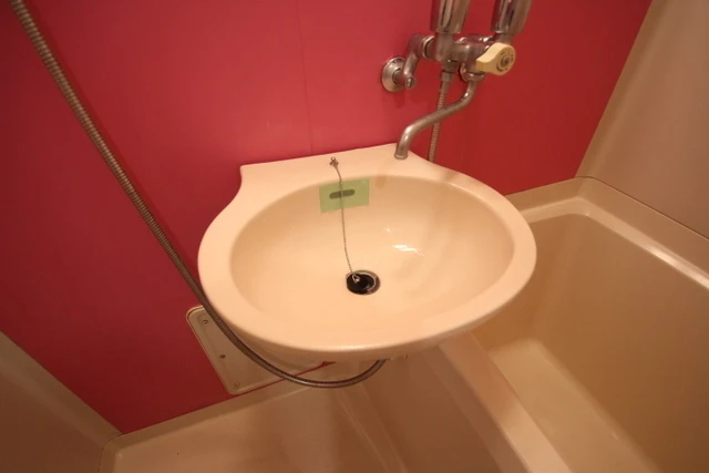 ファミール牛田