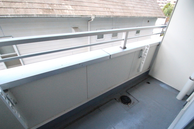 ファミール牛田