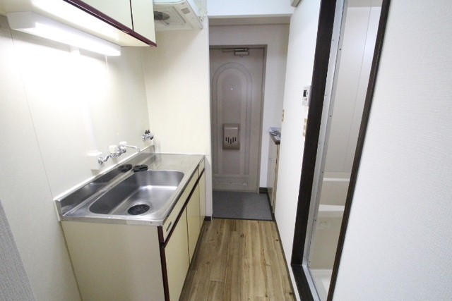 ファミール牛田