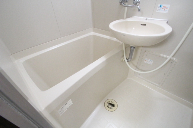 ファミール牛田