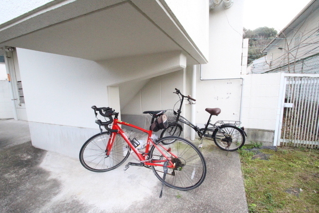 ファミール牛田