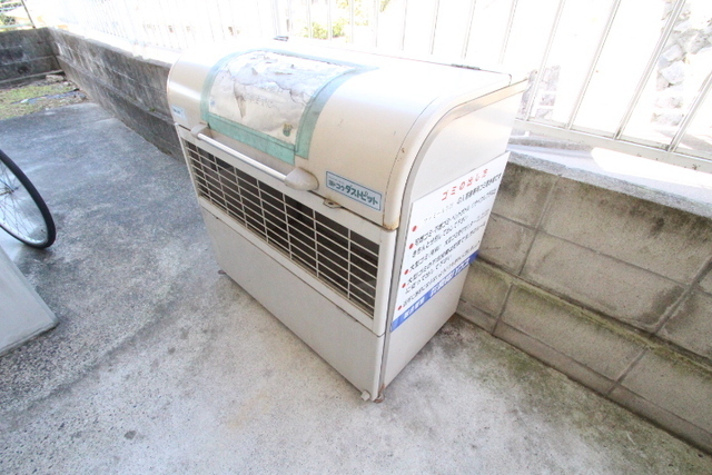 ファミール牛田