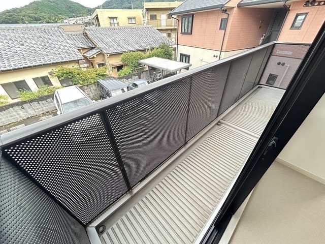 ルミナス上安 B棟