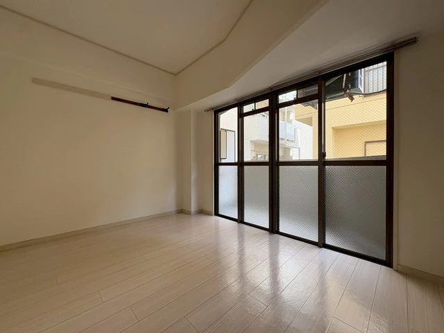 ベルファミーユ舟入