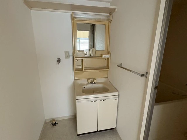 ベルファミーユ舟入