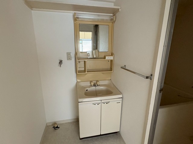 ベルファミーユ舟入