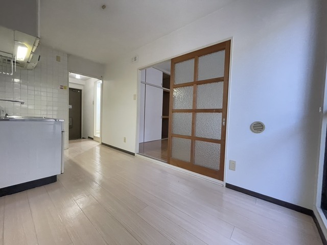 フローレス日吉