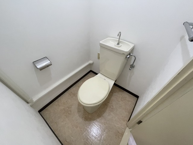 フローレス日吉