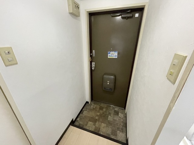 フローレス日吉