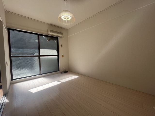 フローレス日吉