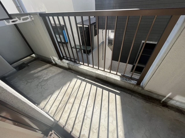 フローレス日吉