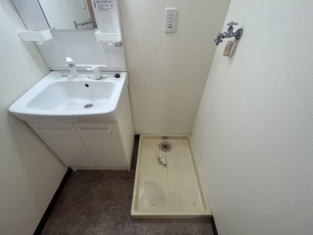 フローレス日吉