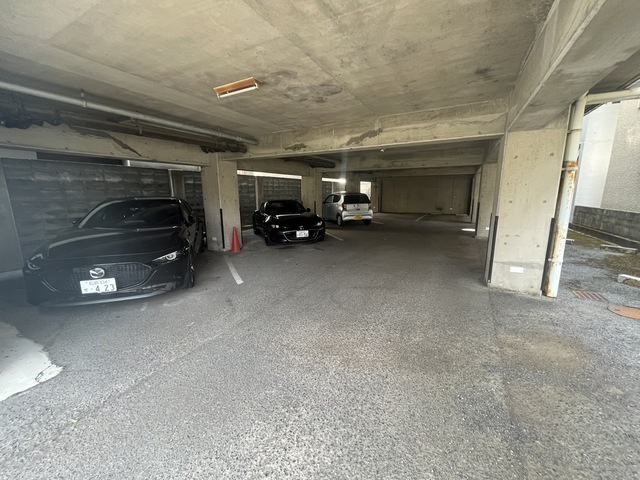 フローレス日吉