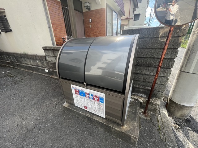 フローレス日吉