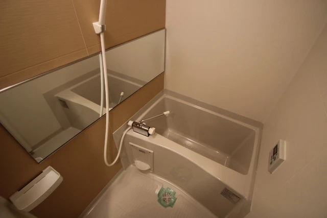 ウェール千田町