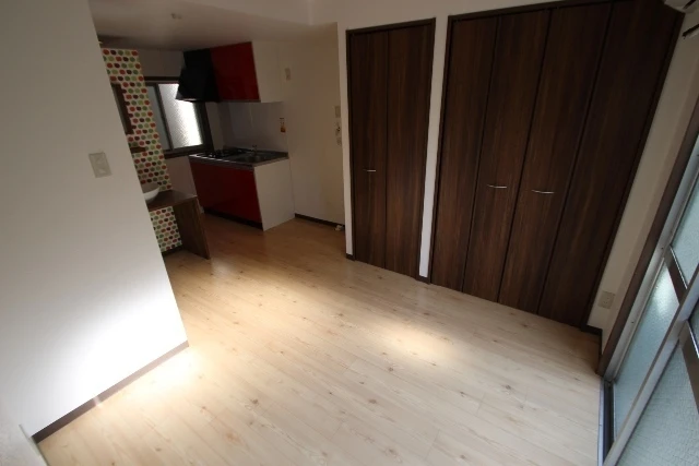 ウェール千田町