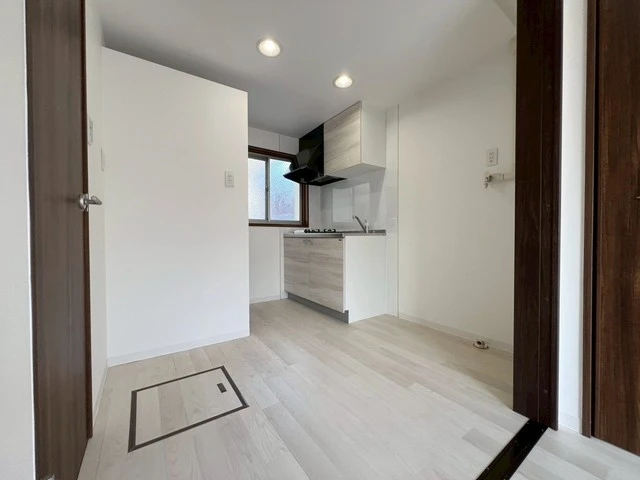 ウェール千田町