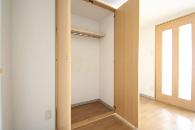 スカイコーポ温品