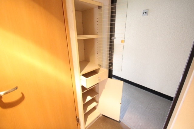 スカイコーポ温品