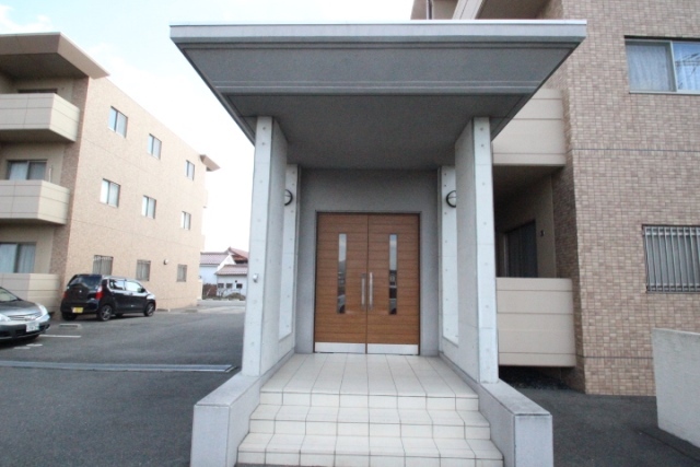 ルネスほりえ3号棟