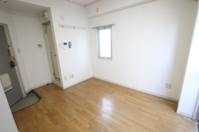 横川アイティービル