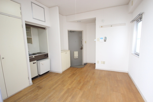 横川アイティービル