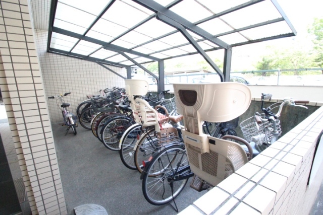 ポニクレール比治山