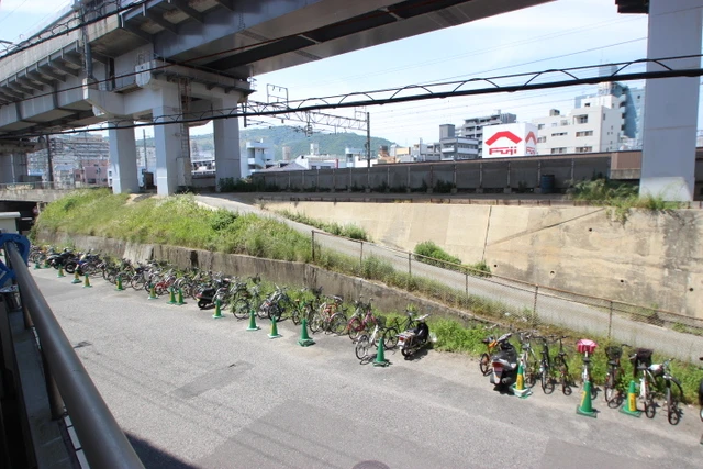 スタープラザ横川