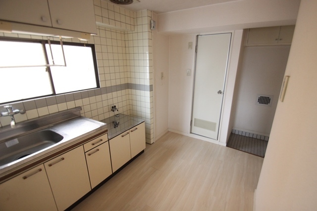 スタープラザ横川