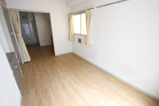 スタープラザ横川