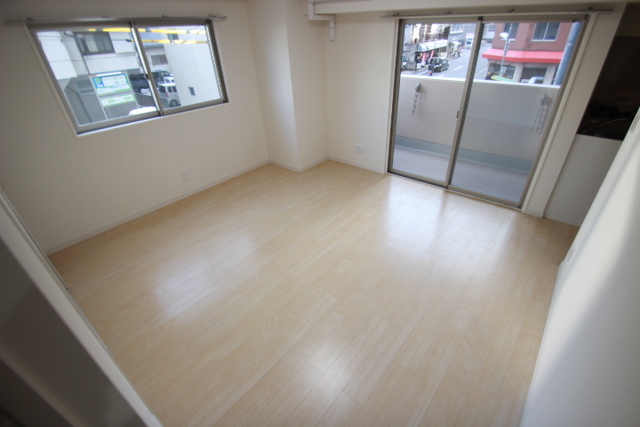 アールヴォレ楠木