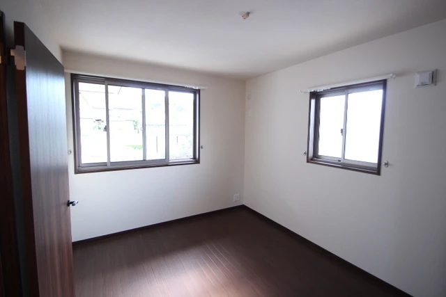 テラスクレール(4767)