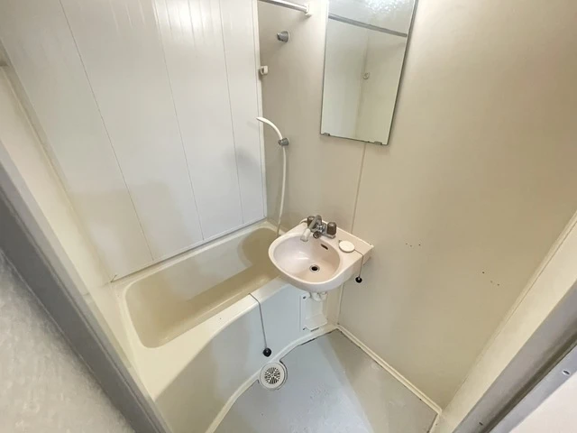 ロイヤルメゾン古江