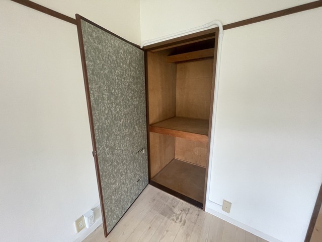 ロイヤルメゾン古江